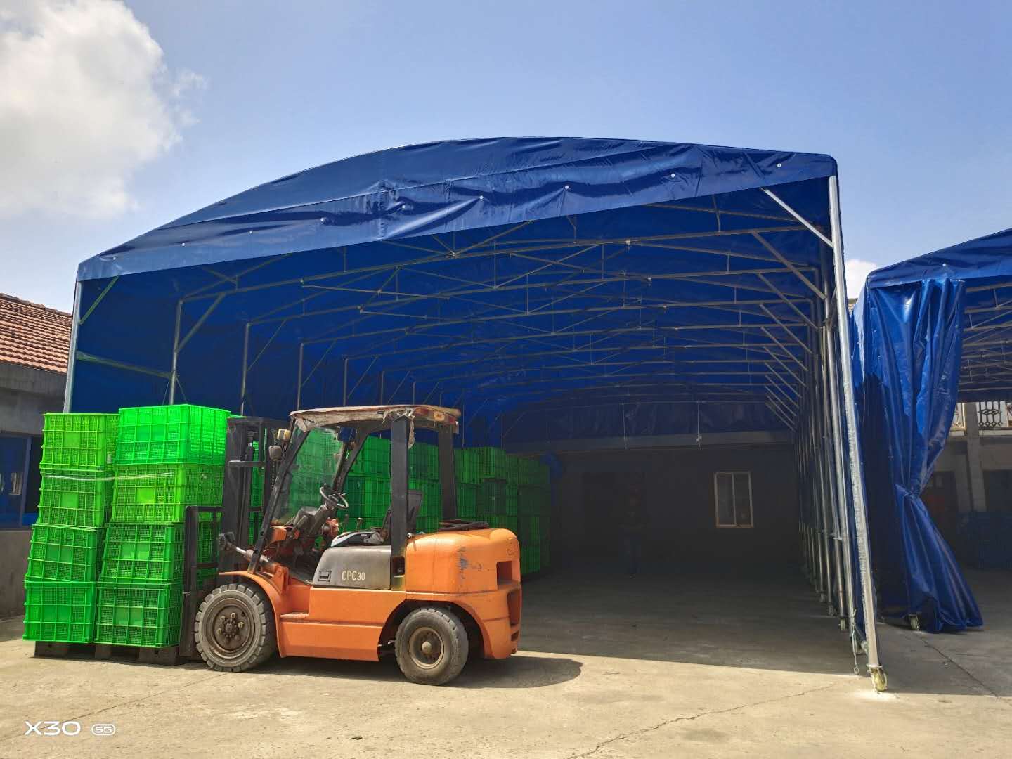 推拉式雨棚，倉儲推拉蓬，大型推拉蓬